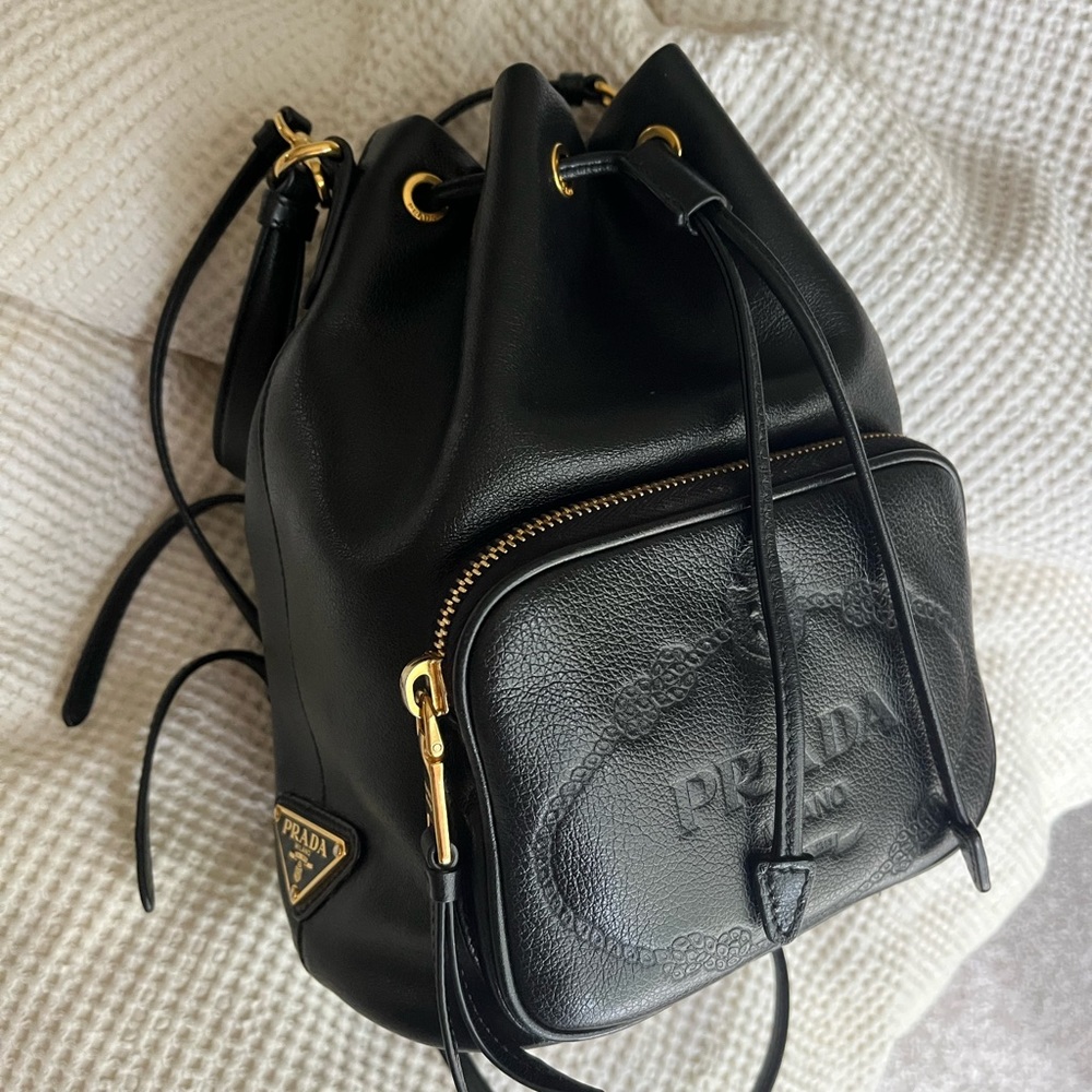 Prada leather bucket bag Authentic
